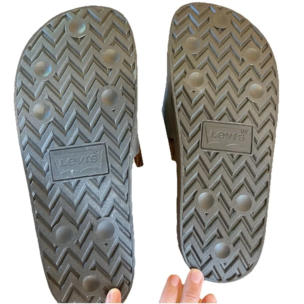 LEVIS Men Batwing Slide sz 11 Black Synthetic Slippers Logo Water Resistant NEW